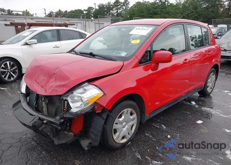 2010 Nissan Versa 1.8S z USA, uszkodzony, nr VIN 3N1BC1CP7AL375373